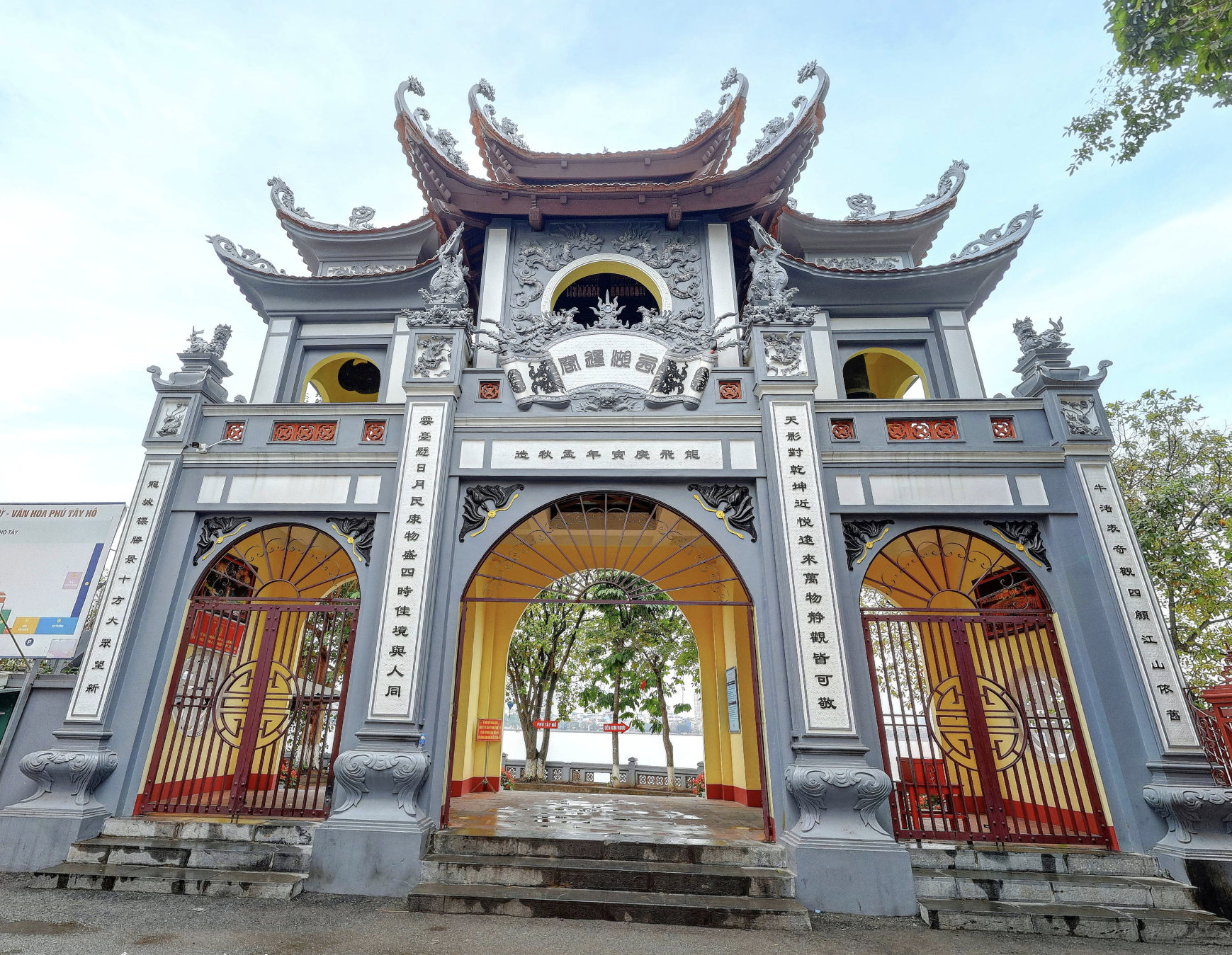 Đền Kim Ngưu gắn liền với truyền thuyết trâu vàng trong tín ngưỡng người Việt xưa